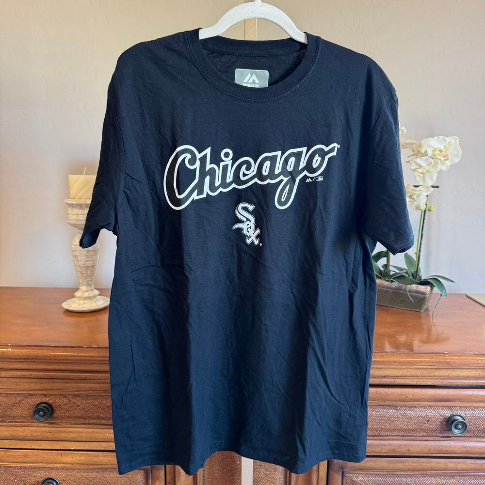 Chicago White Sox Script Logo Black T-Shirt Unisex Large NWOT